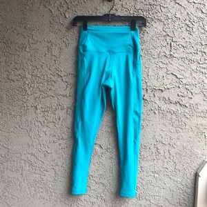 BuffBunny Leggings, M